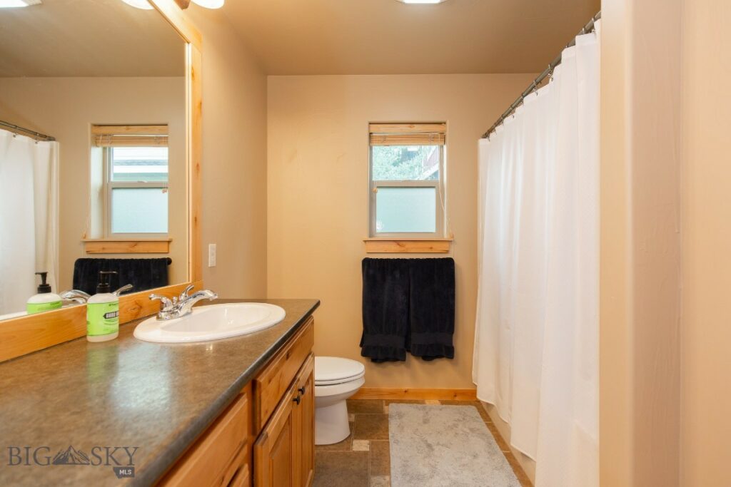 959 Flanders Creek Avenue, Bozeman MT 59718