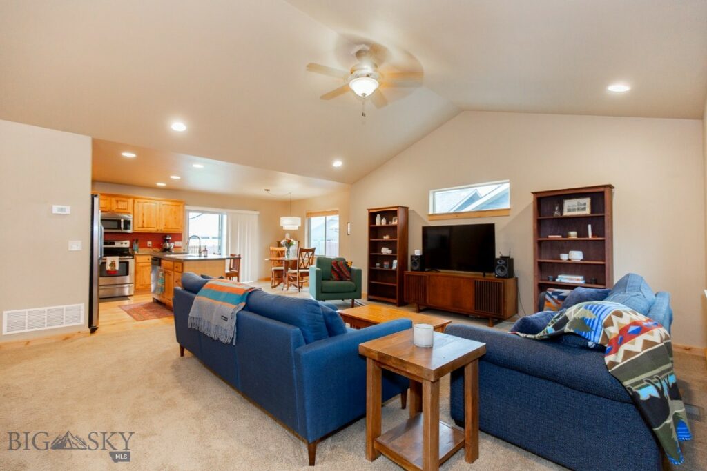 959 Flanders Creek Avenue, Bozeman MT 59718