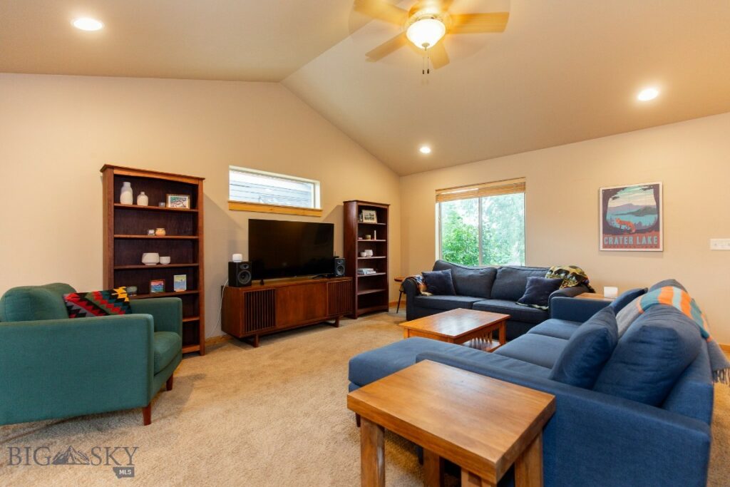 959 Flanders Creek Avenue, Bozeman MT 59718