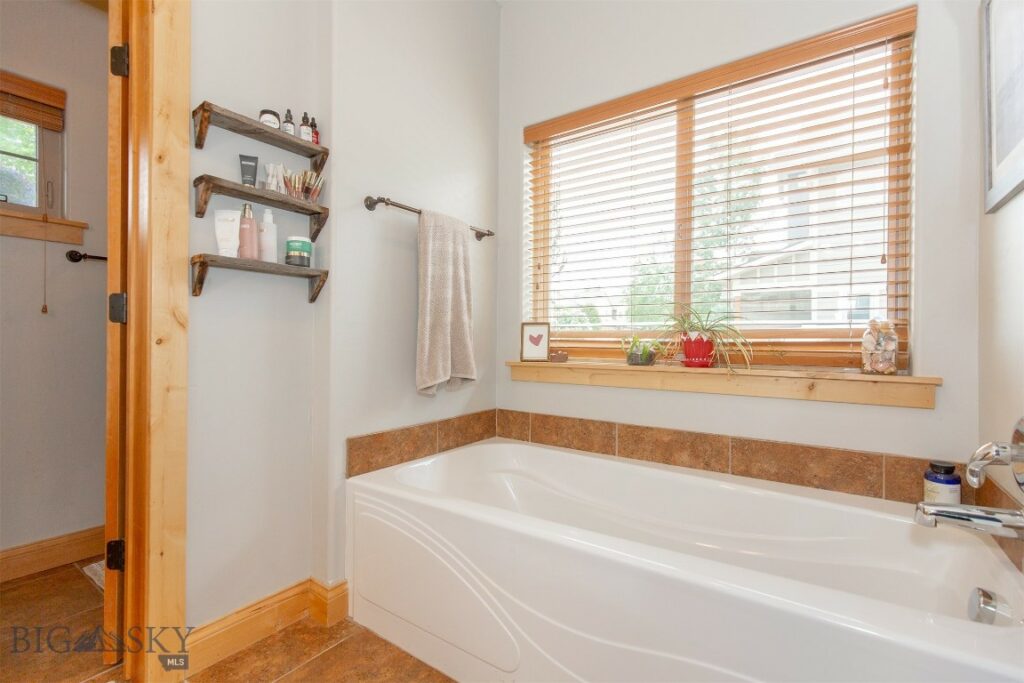 975 Jessie Way, Bozeman MT 59715