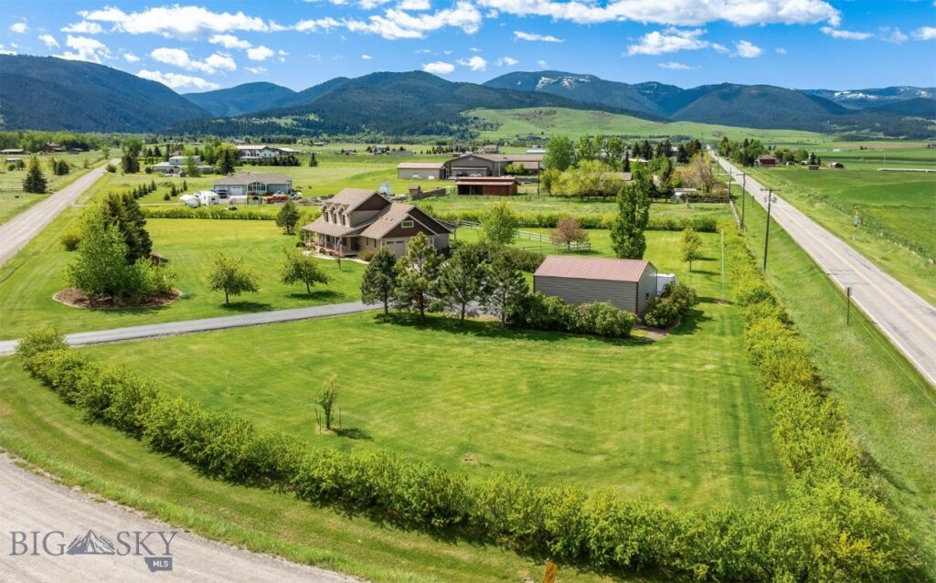 9835 Happy Acres W, Bozeman MT 59718