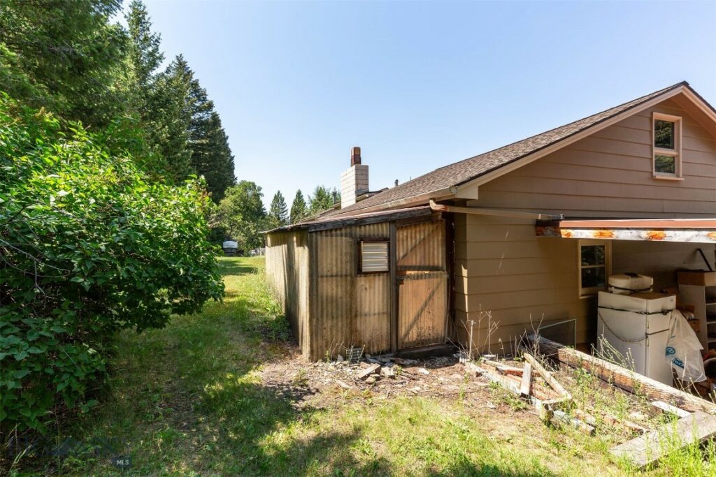 9850 Fish Hatchery Road, Bozeman MT 59715
