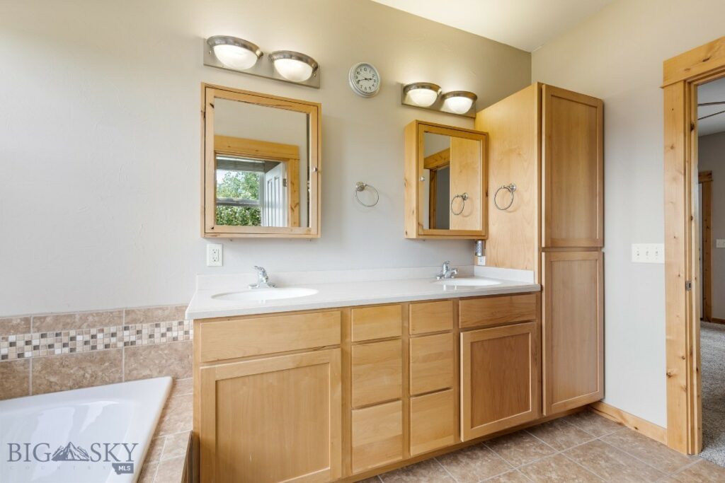 988 Meagher, Bozeman MT 59718