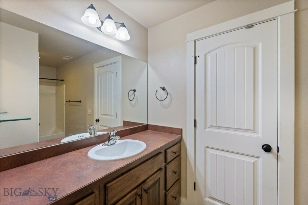 996 Saxon Drive, Bozeman MT 59718