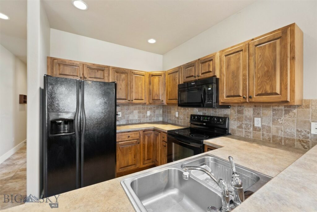 996 Saxon Drive, Bozeman MT 59718
