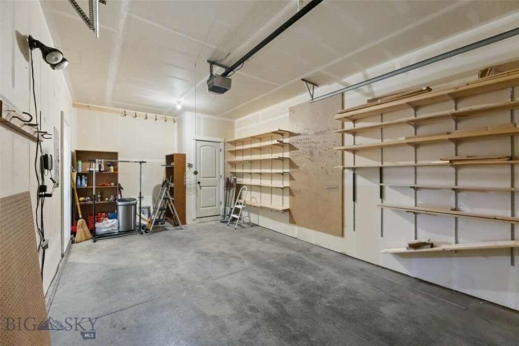 996 Saxon Drive, Bozeman MT 59718