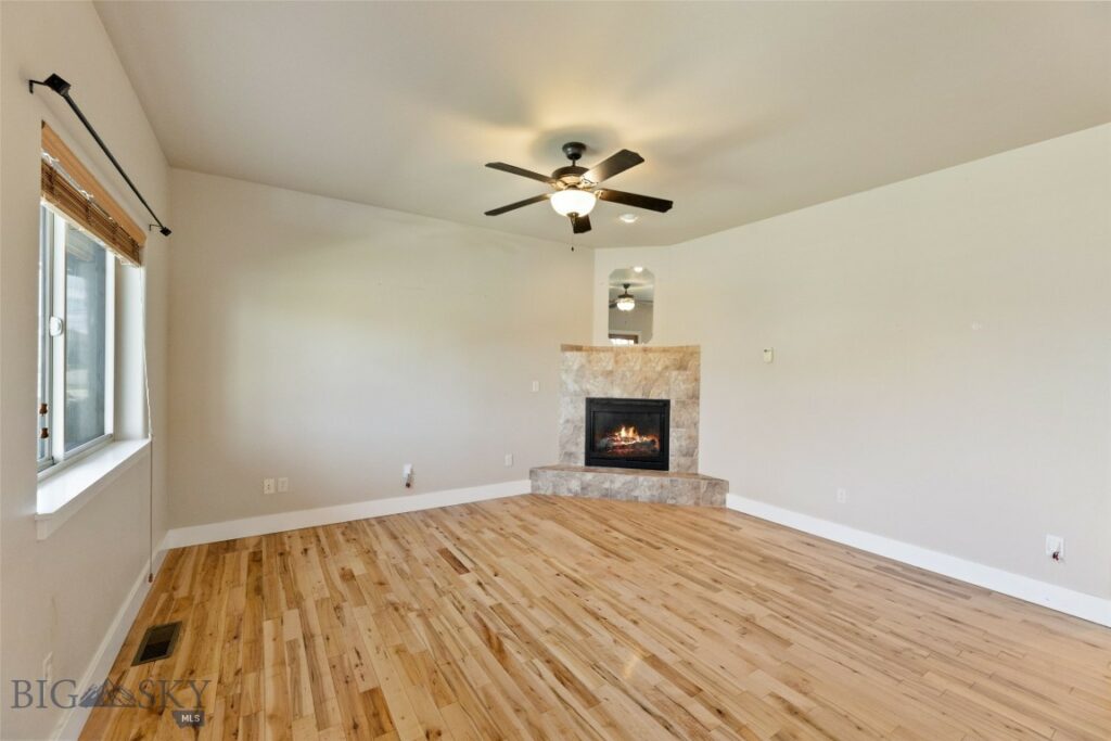 996 Saxon Drive, Bozeman MT 59718