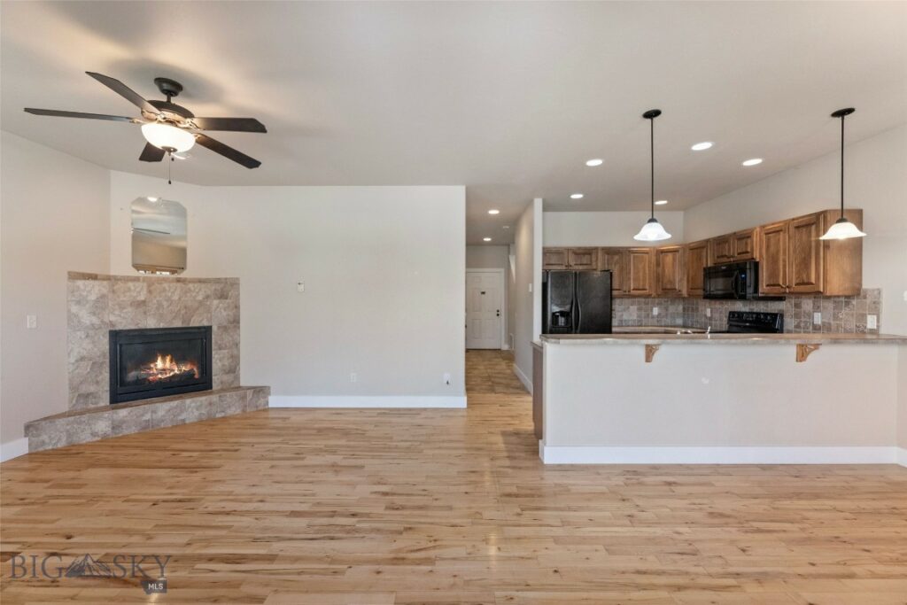 996 Saxon Drive, Bozeman MT 59718