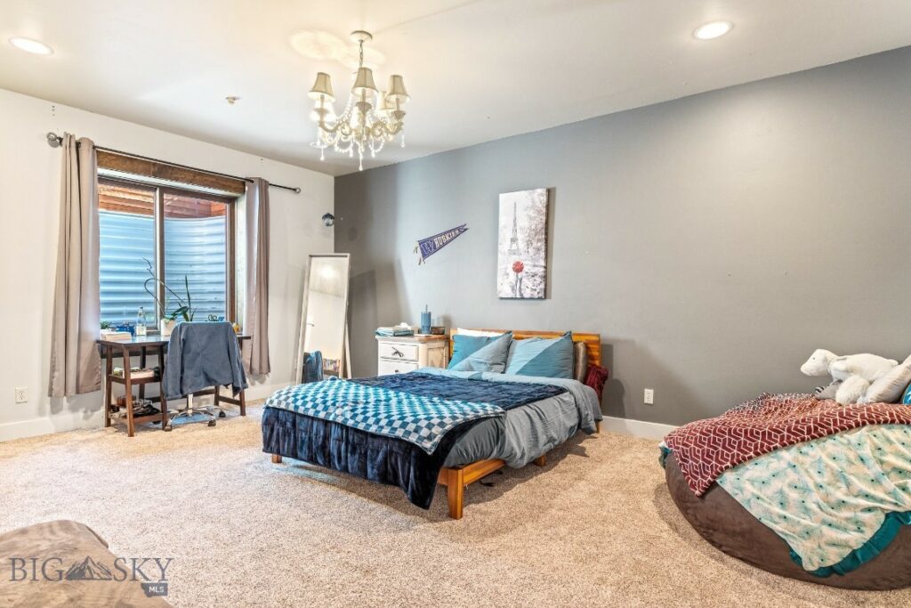 31 Haystack Drive, Bozeman MT 59718