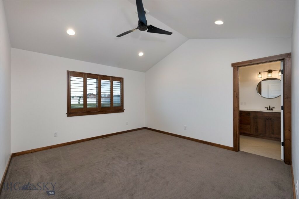 915 Stewart Loop, Bozeman MT 59718