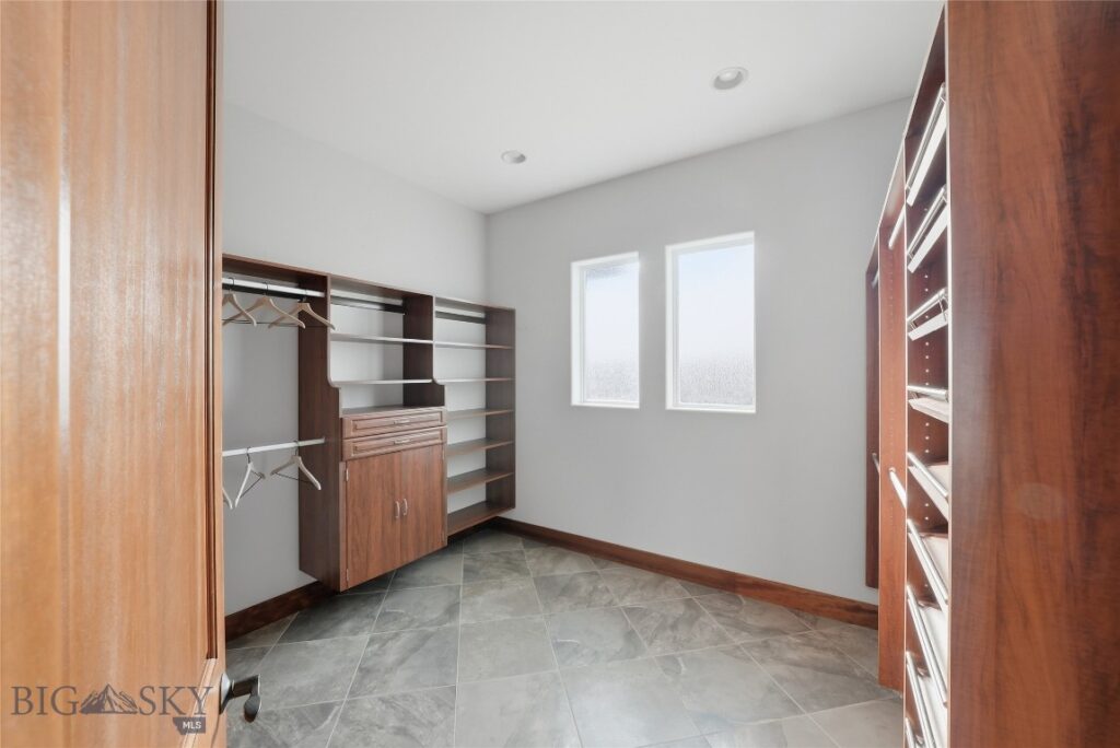 9670 Prairie Rd, Bozeman MT 59741