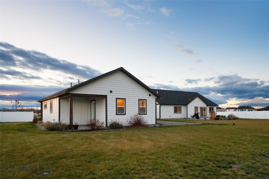 915 Stewart Loop, Bozeman MT 59718
