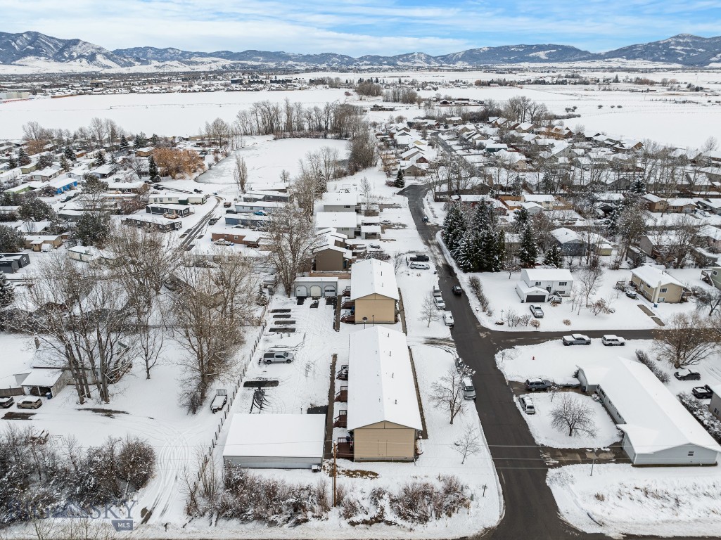 21 Chestnut Grove Avenue, Bozeman MT 59718