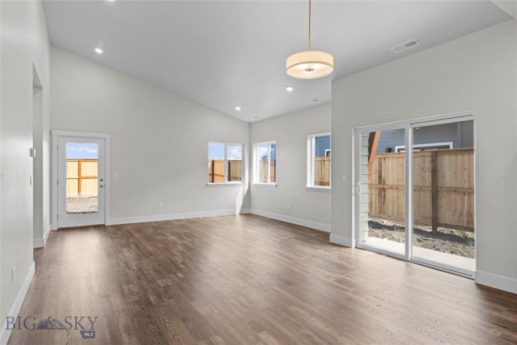 16 Westgate Ave, Bozeman MT 59718