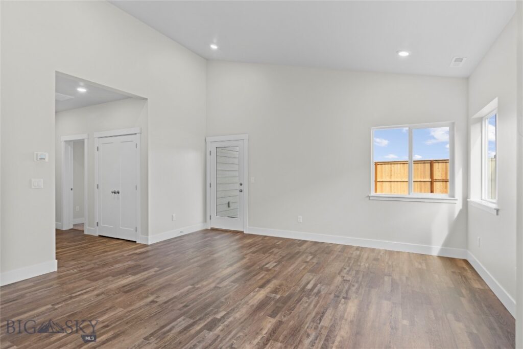 16 Westgate Ave, Bozeman MT 59718