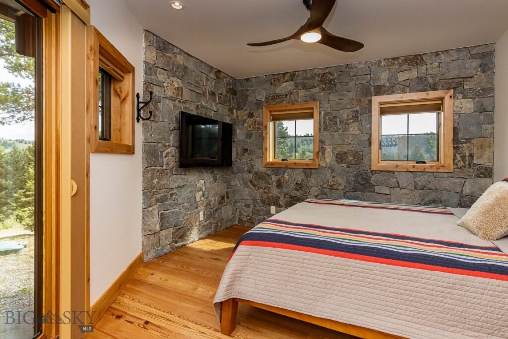 3096 Woodchuck Road, Bozeman MT 59715