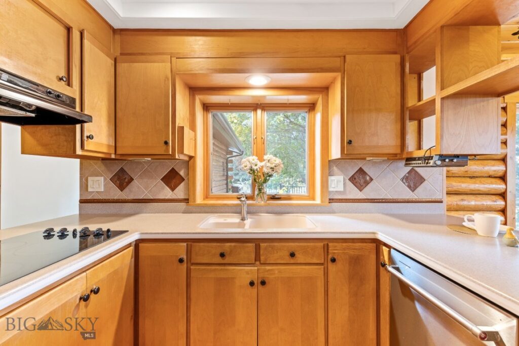 8651 E Panorama Drive E, Bozeman MT 59715