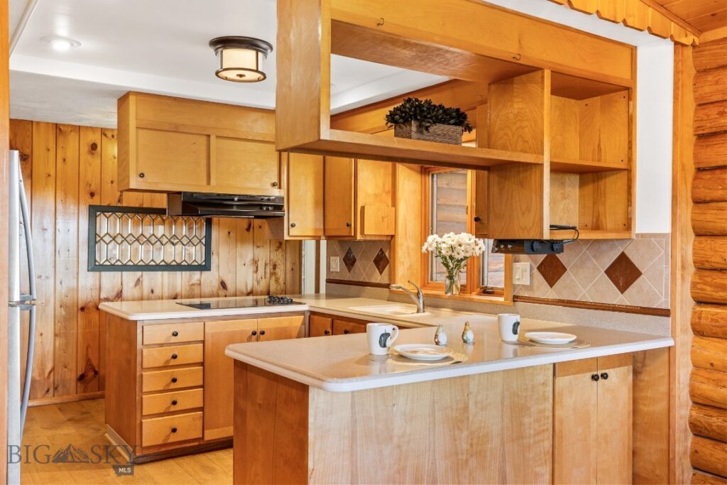 8651 E Panorama Drive E, Bozeman MT 59715