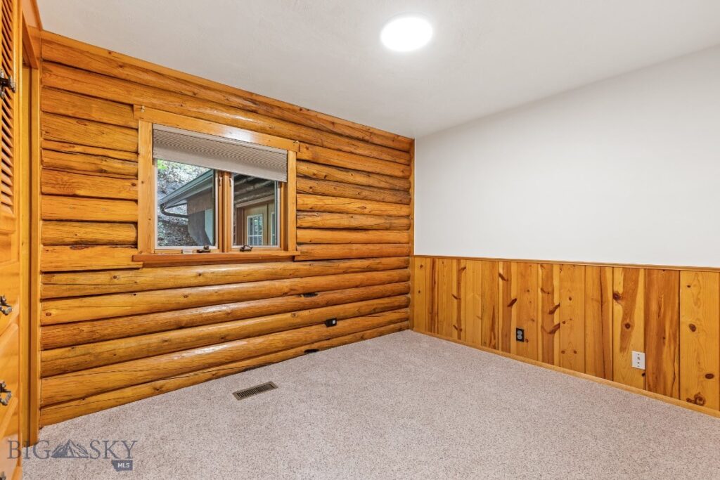 8651 E Panorama Drive E, Bozeman MT 59715