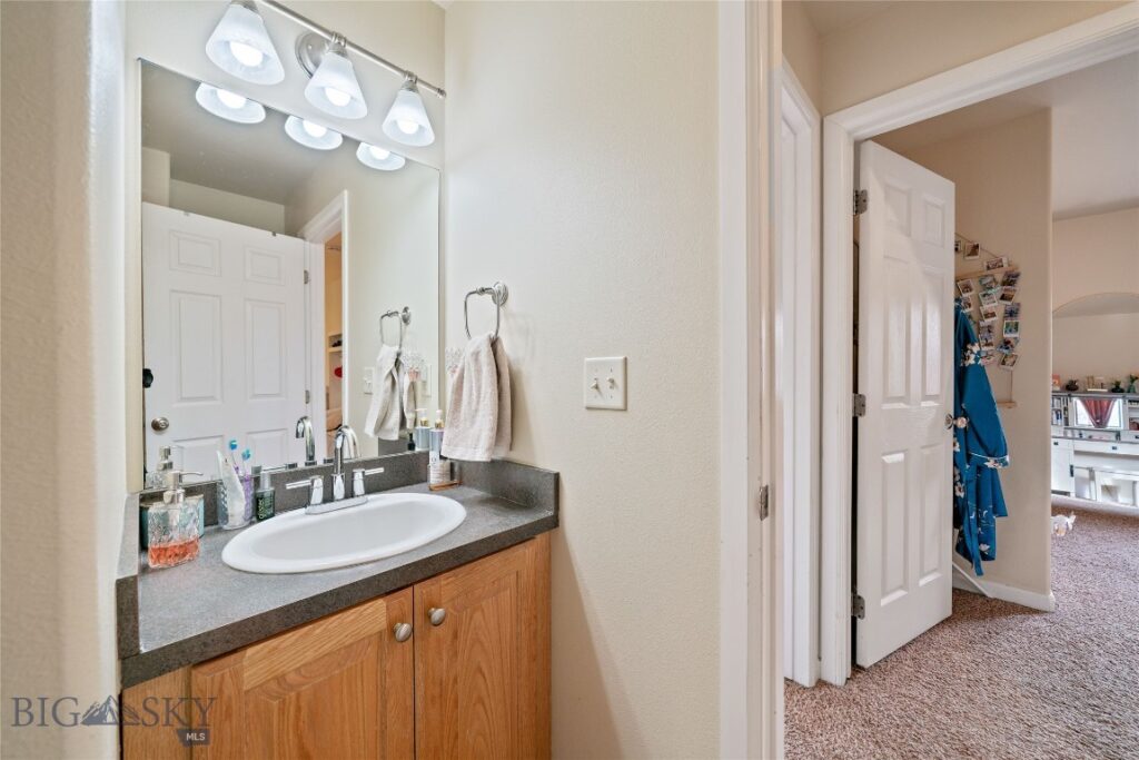 3206 Warbler Way, Bozeman MT 59718
