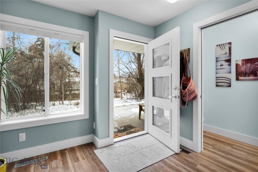 102 E College Street, Bozeman MT 59715