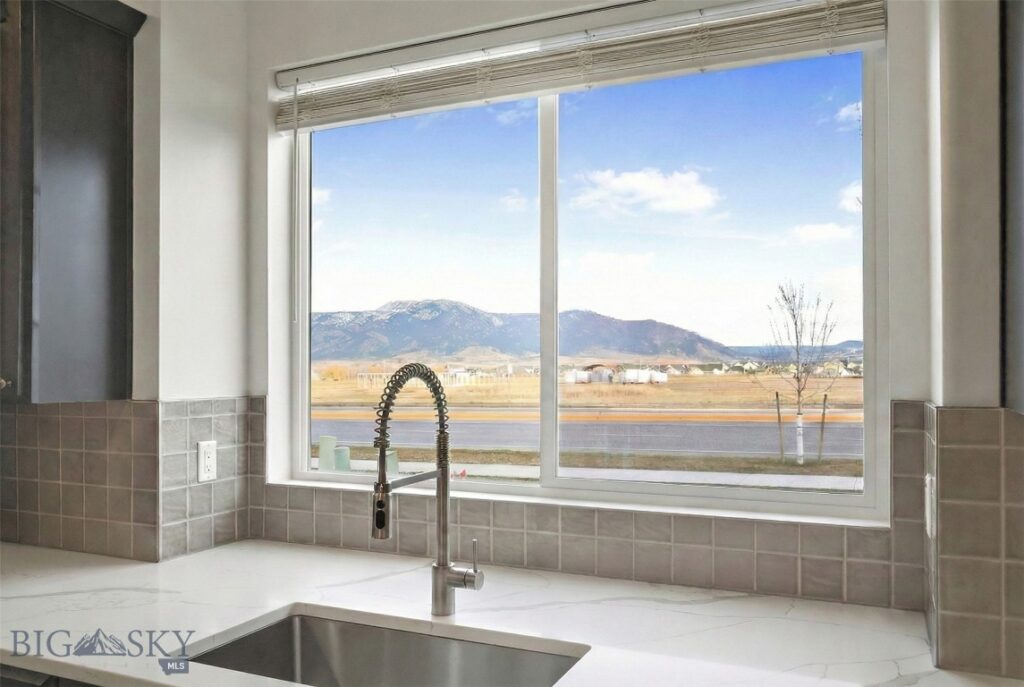 1811 N Cottonwood Road, Bozeman MT 59718