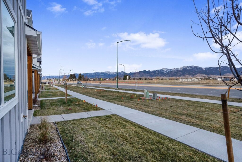 1811 N Cottonwood Road, Bozeman MT 59718
