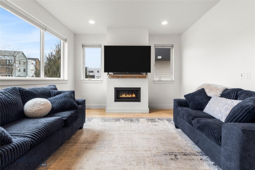 3856 Blondie Street, Bozeman MT 59718