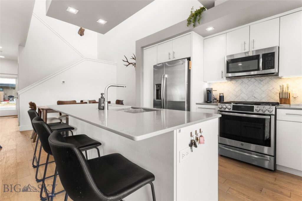 3856 Blondie Street, Bozeman MT 59718