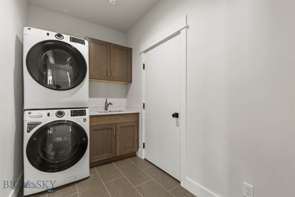 91 W Hyalite Peak Drive, Bozeman MT 59718