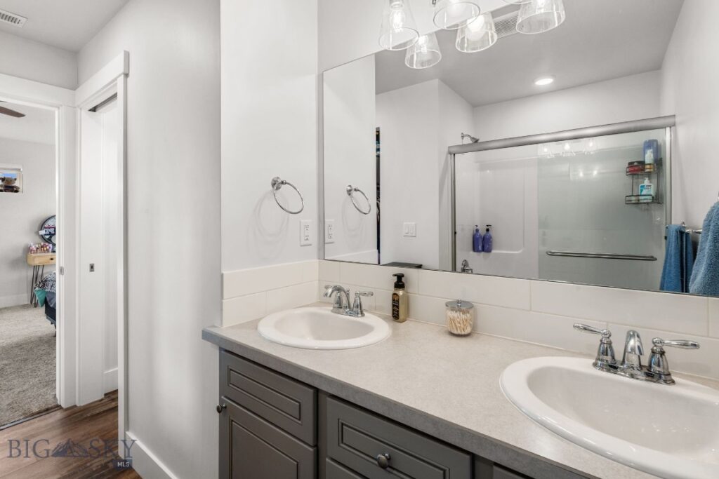 352 Pond Lily Drive, Bozeman MT 59718