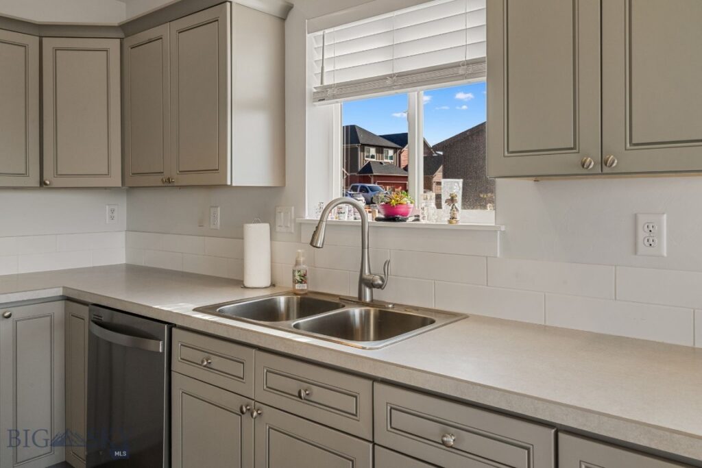 352 Pond Lily Drive, Bozeman MT 59718