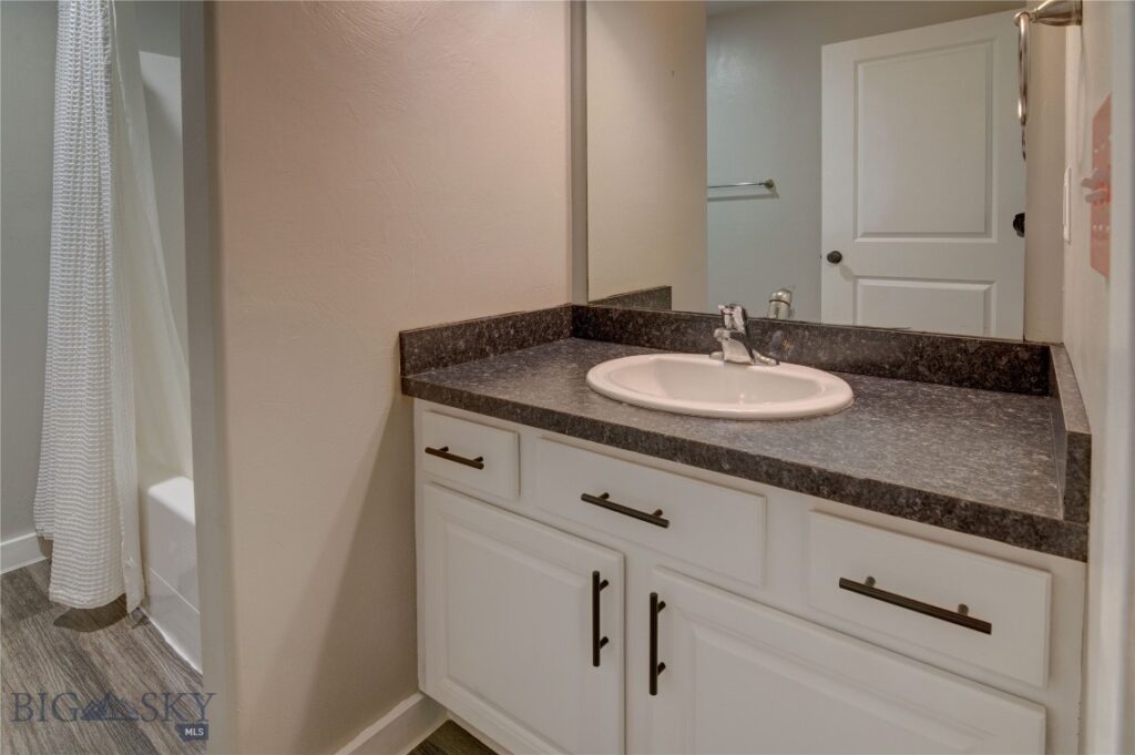 2240 Baxter Lane, Bozeman MT 59718