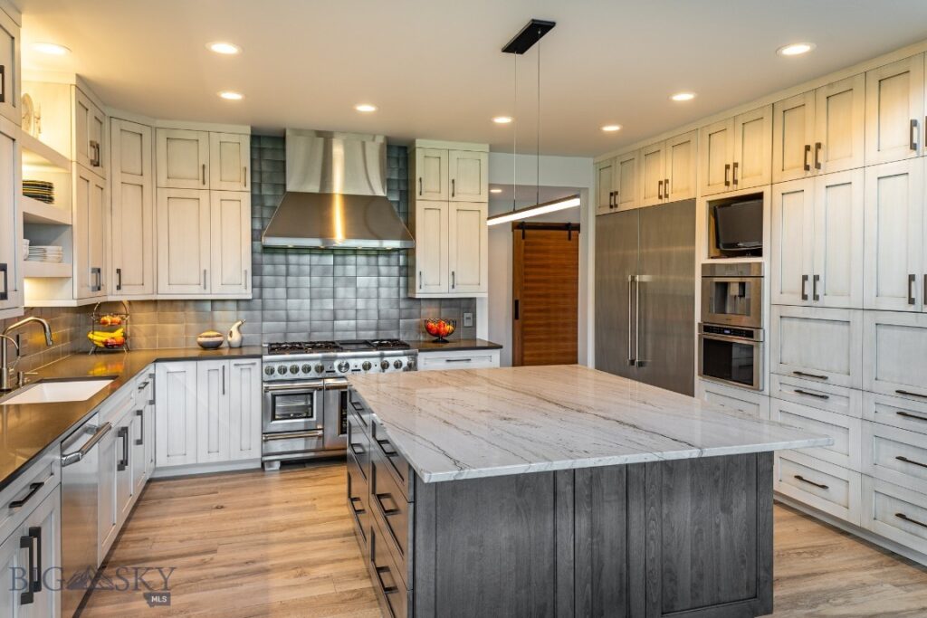 989 Bridger Lake Drive, Bozeman MT 59718