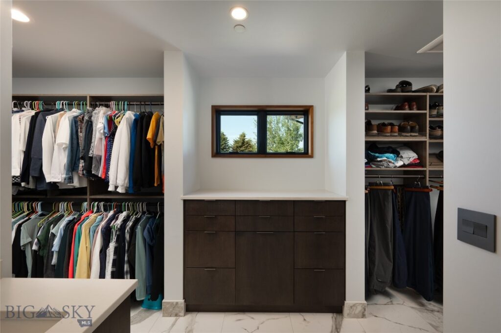 989 Bridger Lake Drive, Bozeman MT 59718