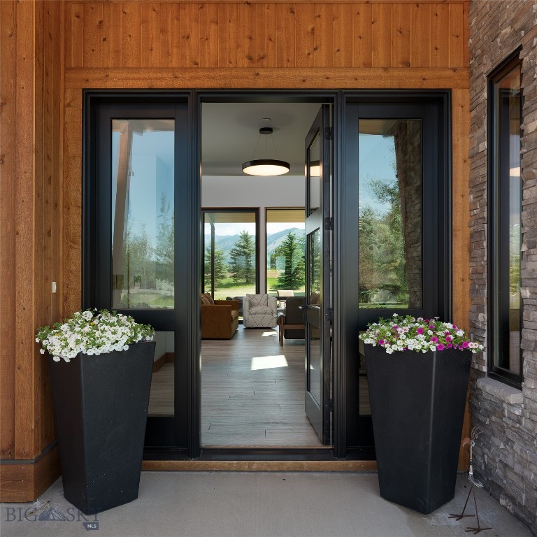 989 Bridger Lake Drive, Bozeman MT 59718