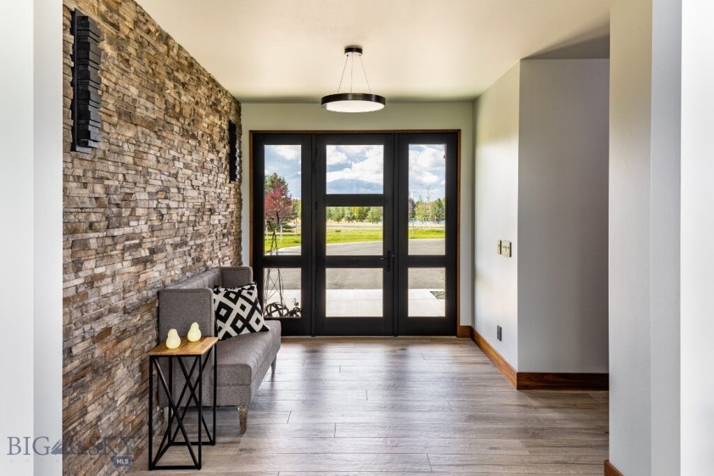 989 Bridger Lake Drive, Bozeman MT 59718