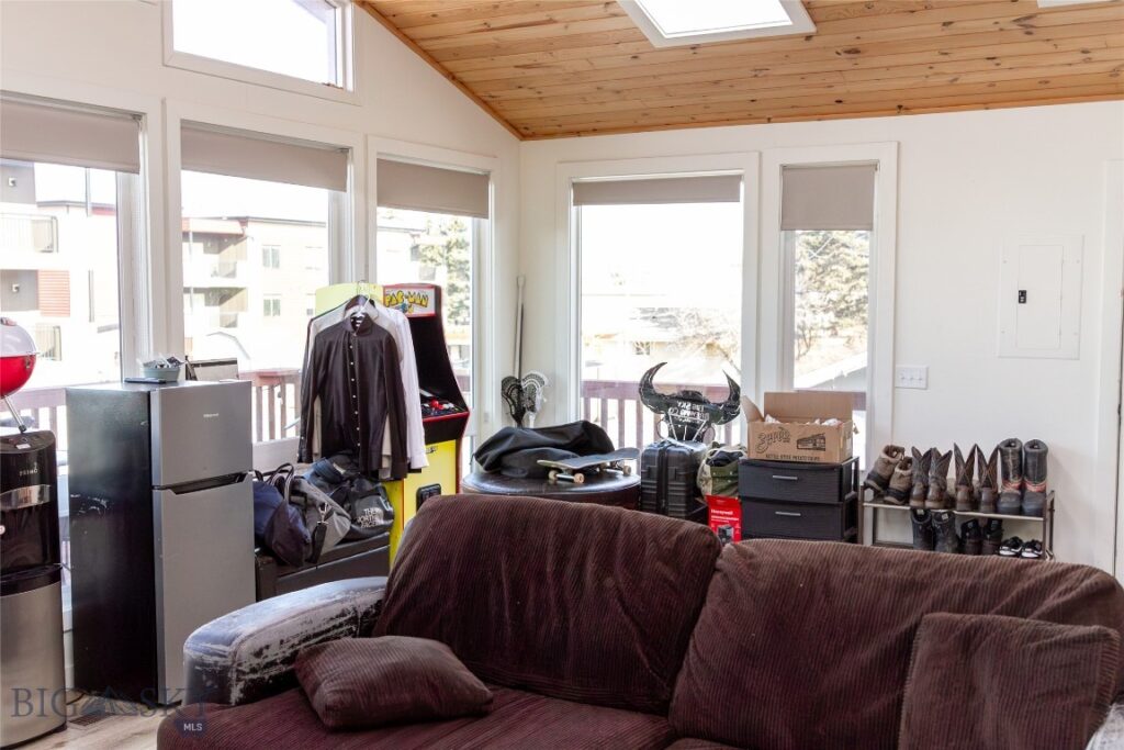 1604 Maple Lane, Bozeman MT 59715