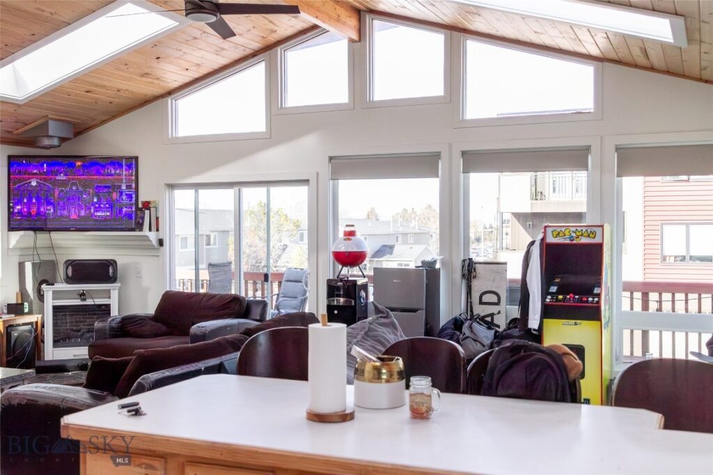 1604 Maple Lane, Bozeman MT 59715