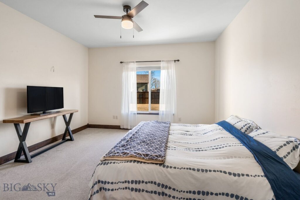 339 Heights Circle, Bozeman MT 59718