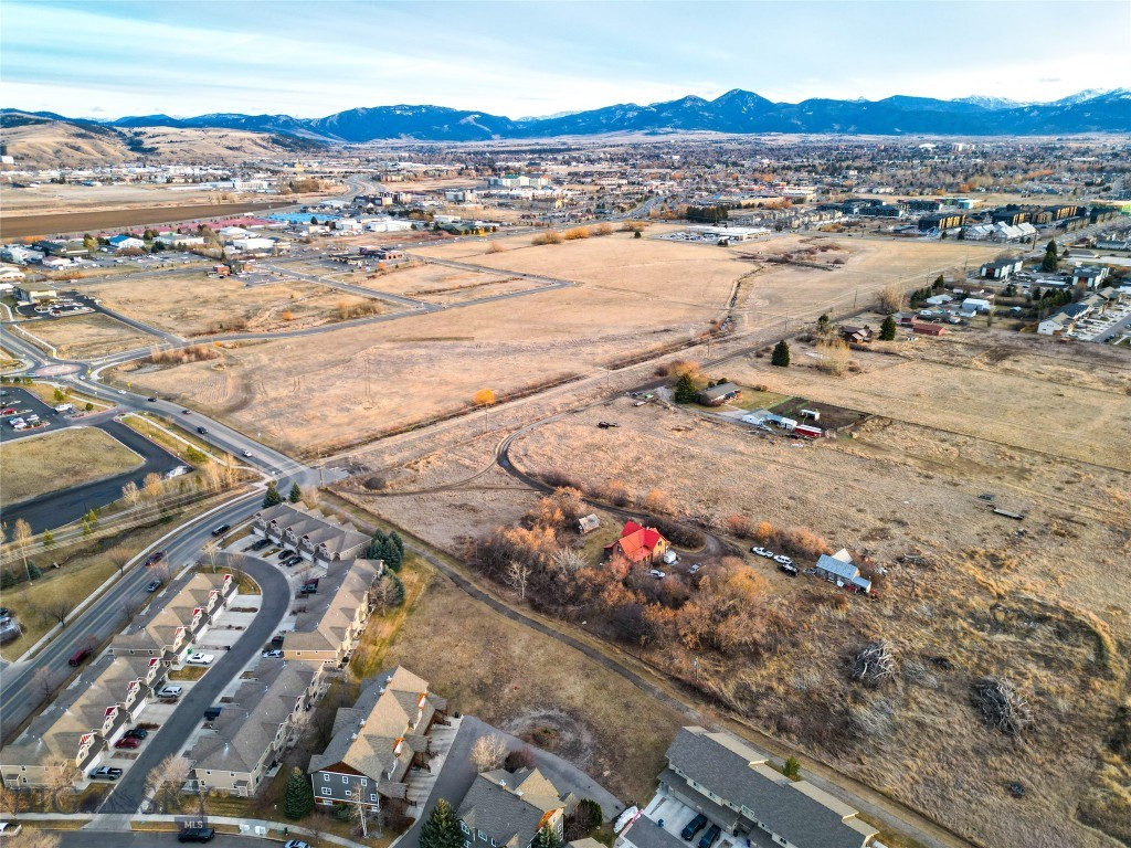 2916 Warbler Way, Bozeman MT 59718