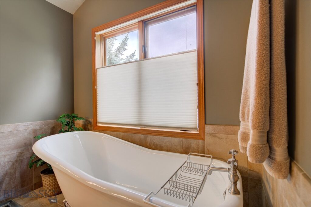 2915 Branding Iron, Bozeman MT 59715