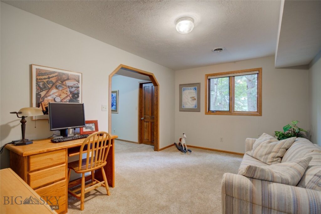 2915 Branding Iron, Bozeman MT 59715