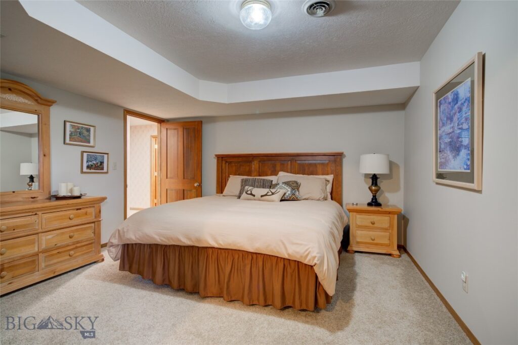 2915 Branding Iron, Bozeman MT 59715