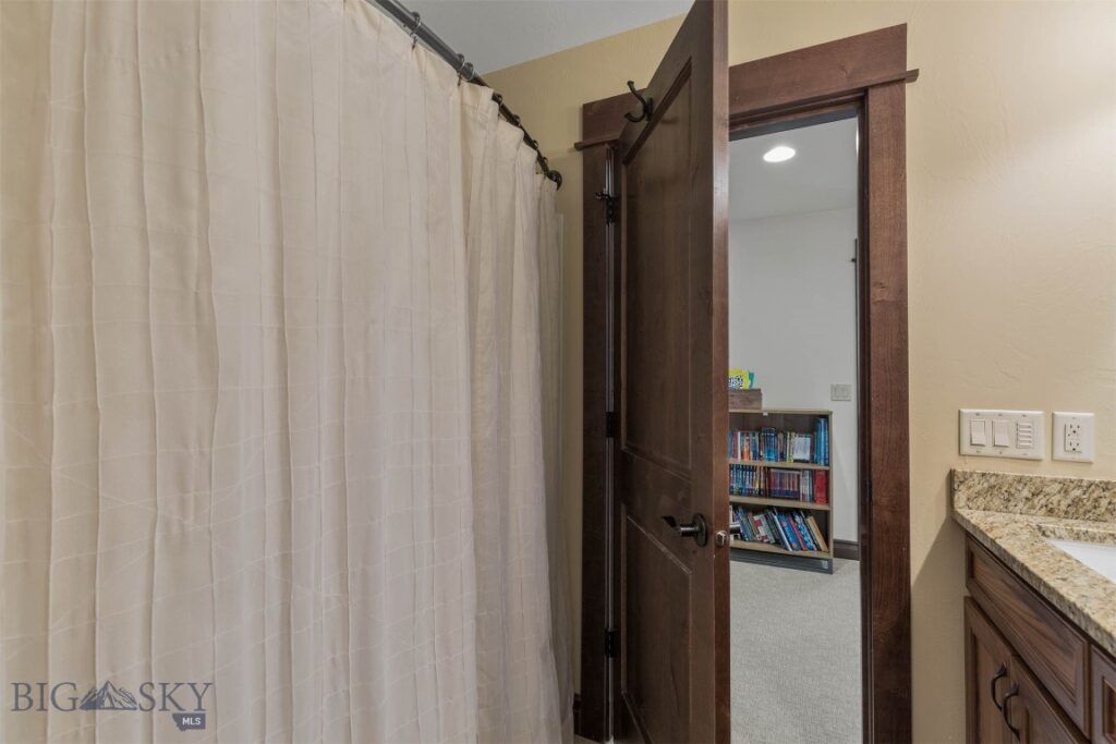 3381 S 27th Avenue, Bozeman MT 59718