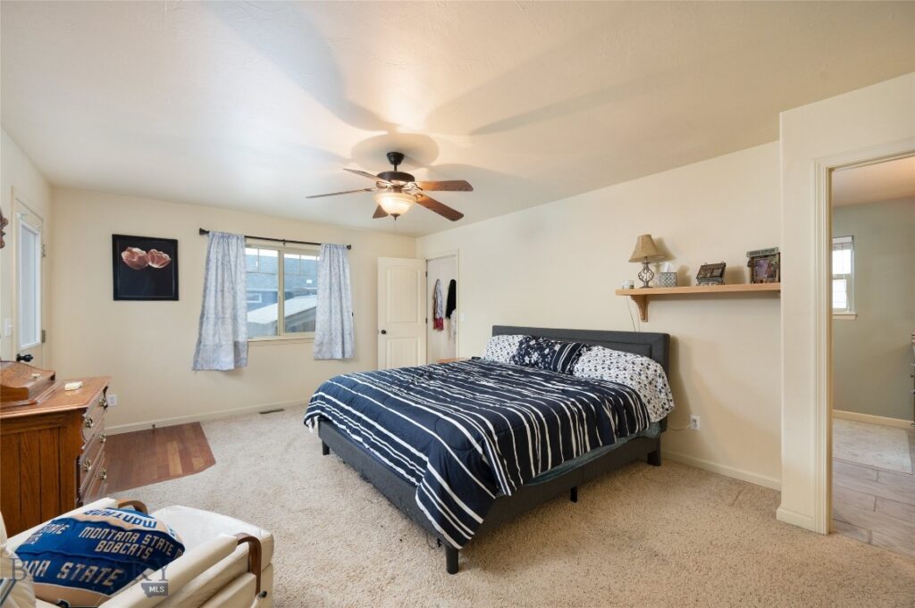 56 Thatch Wood Lane, Bozeman MT 59718