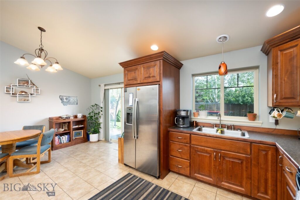 56 Thatch Wood Lane, Bozeman MT 59718