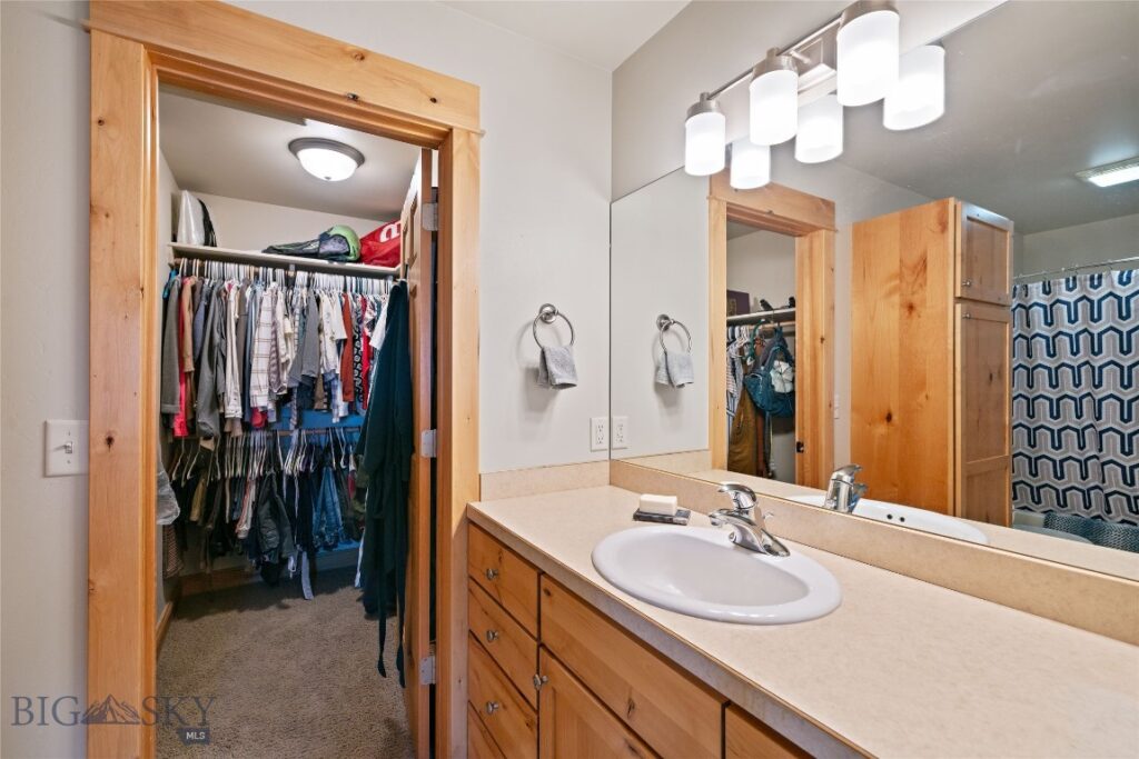 1015 Longbow Lane, Bozeman MT 59718