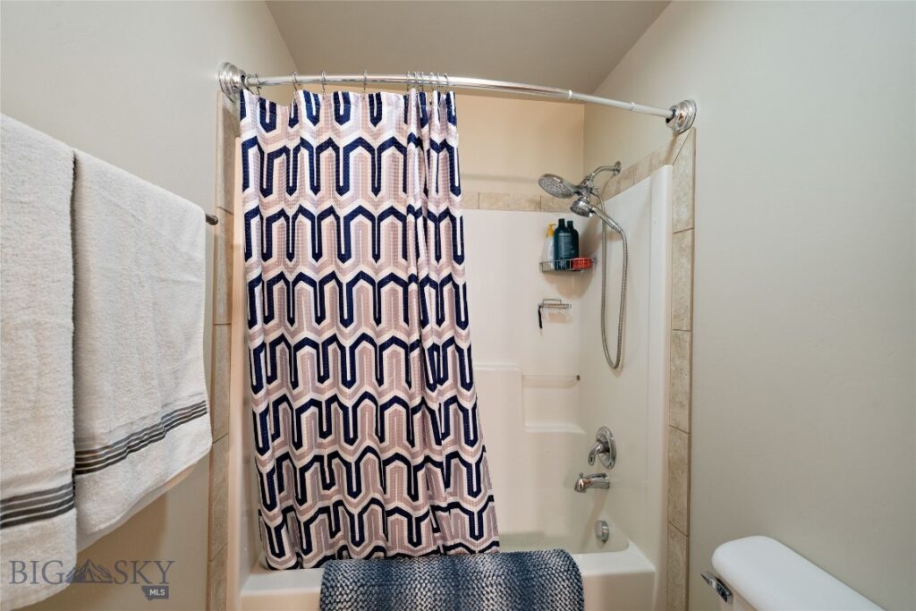 1015 Longbow Lane, Bozeman MT 59718