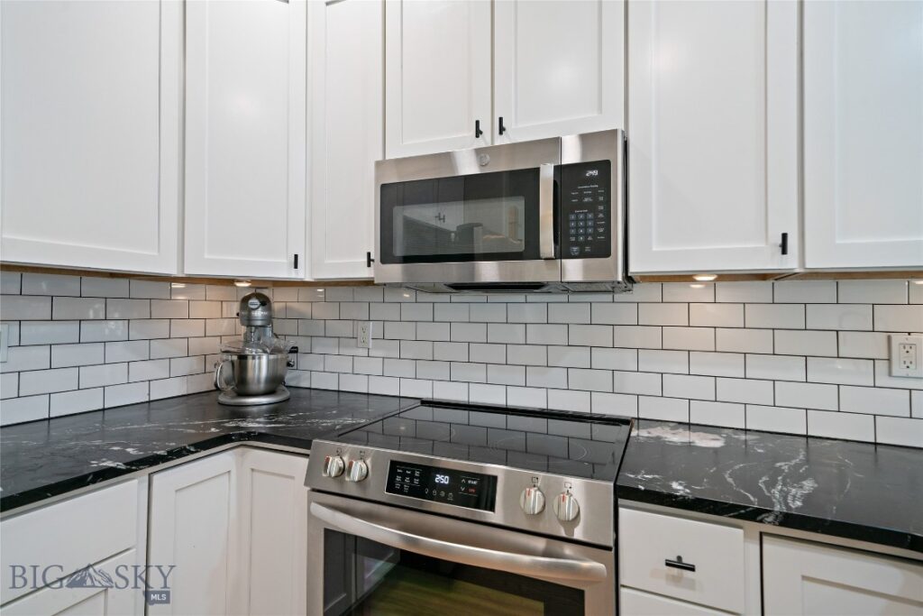 1015 Longbow Lane, Bozeman MT 59718